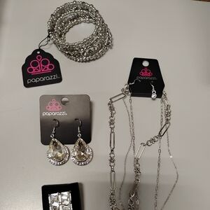 Paparazzi Silver Jewelry Set